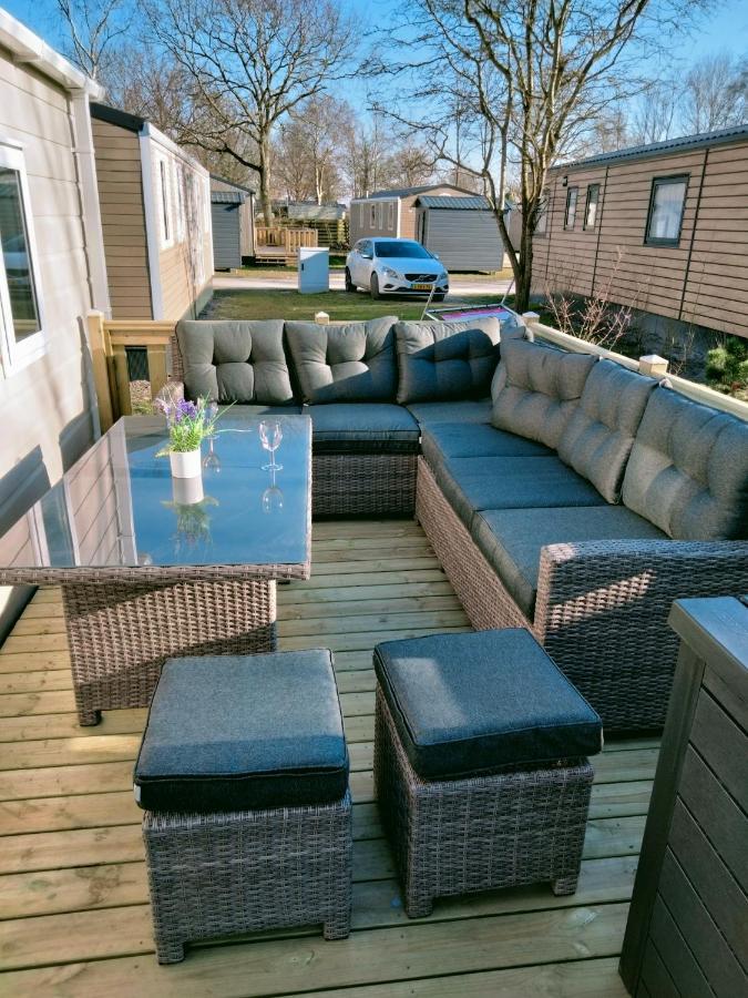 Bj Chalets - De Rug 1 - Vakantiepark Lauwersoog - Luxe Chalet Met Vaatwasser! Vroege Incheck! Екстериор снимка