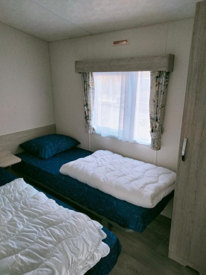 Bj Chalets - De Rug 1 - Vakantiepark Lauwersoog - Luxe Chalet Met Vaatwasser! Vroege Incheck! Екстериор снимка